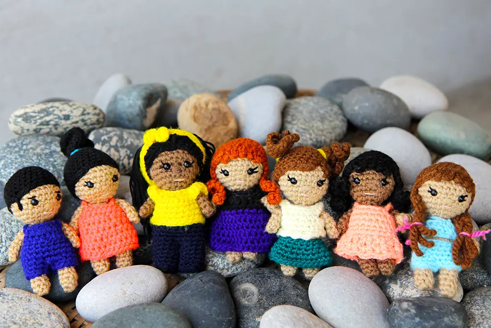 mini crochet dolls - kozu palm pals