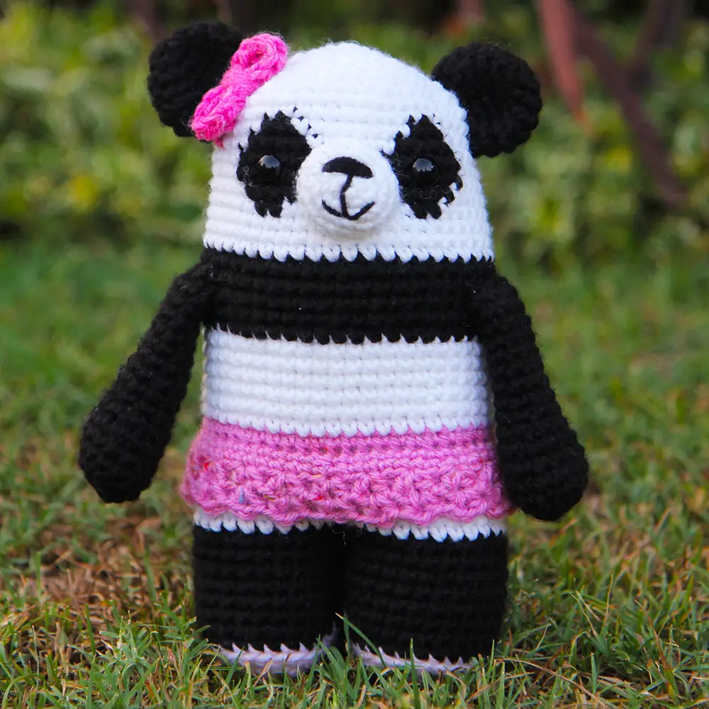 crochet panda complete