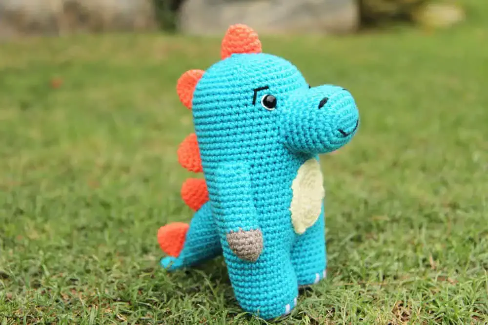 Cute and Easy Crochet Dinosaur Free Pattern