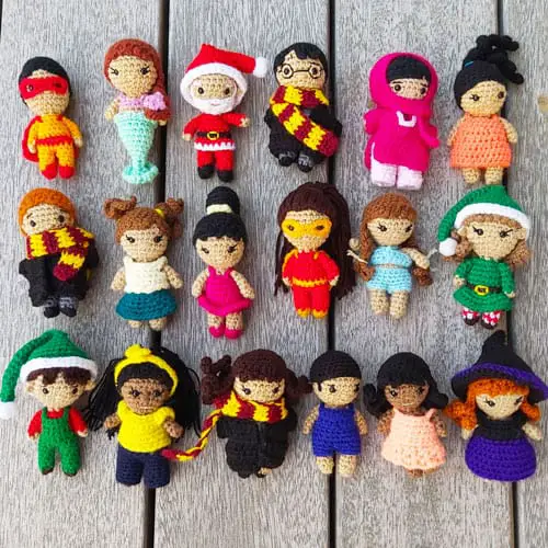small crochet dolls