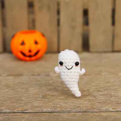 no sew crochet ghost