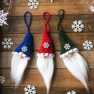 small crochet gnome ornaments