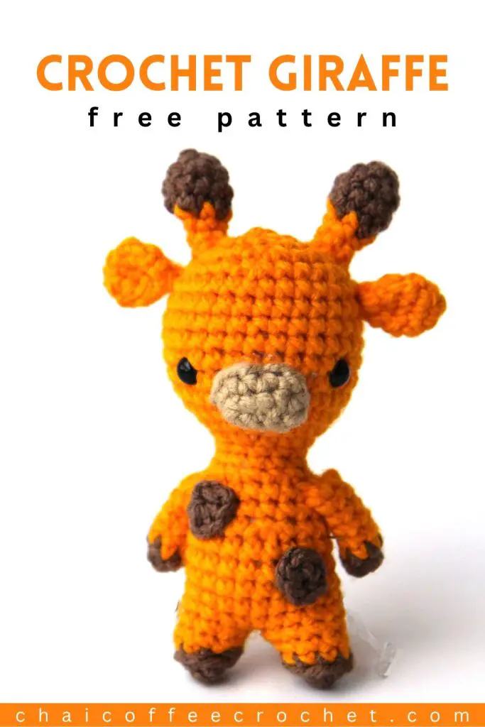 small crochet giraffe. Text overlay says crochet giraffe free pattern 