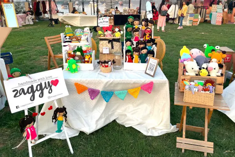 craft show table display 